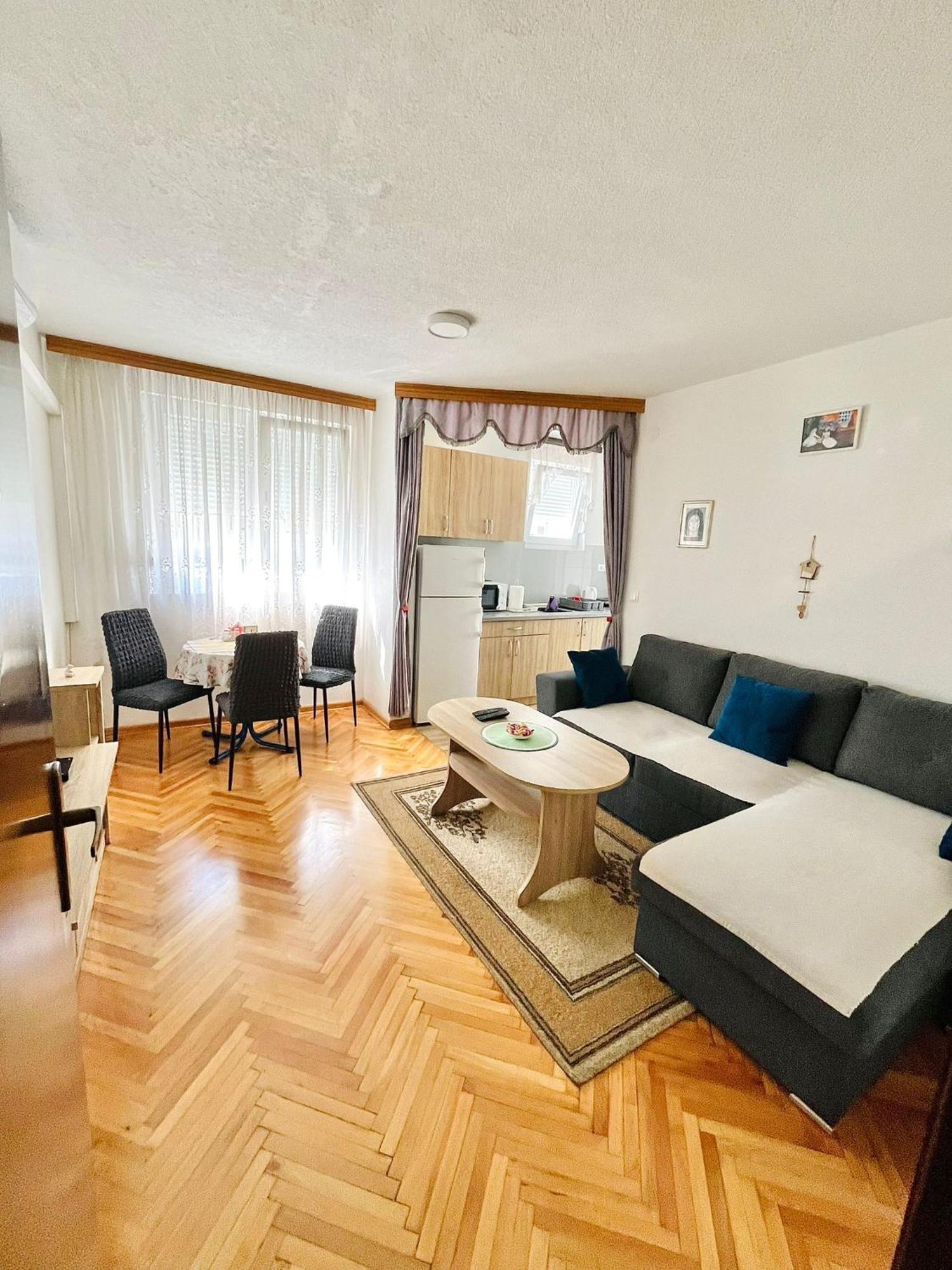 Apartment Sara Мостар Екстер'єр фото